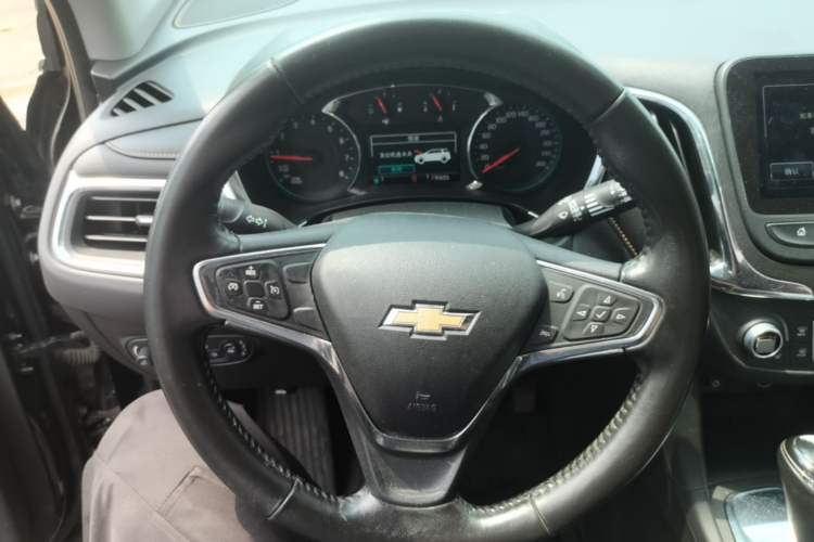 Used Chevrolet Equinox 2018 535T Automatic YuJie Edition Steering Wheel