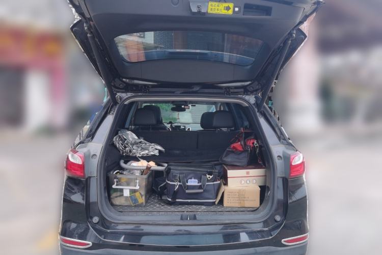 Used Chevrolet Equinox 2018 RS 550T Automatic All-Wheel-Drive Boundary Edition Trunk