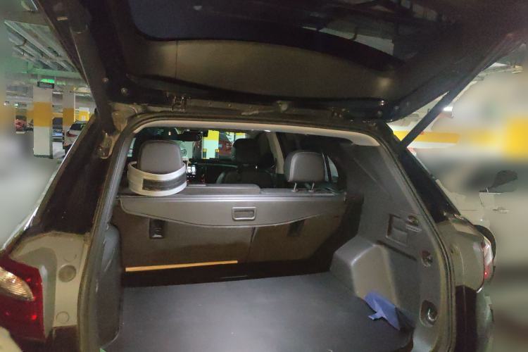 Used Chevrolet Equinox 2018 RS 550T Automatic All-Wheel-Drive Boundary Edition Trunk