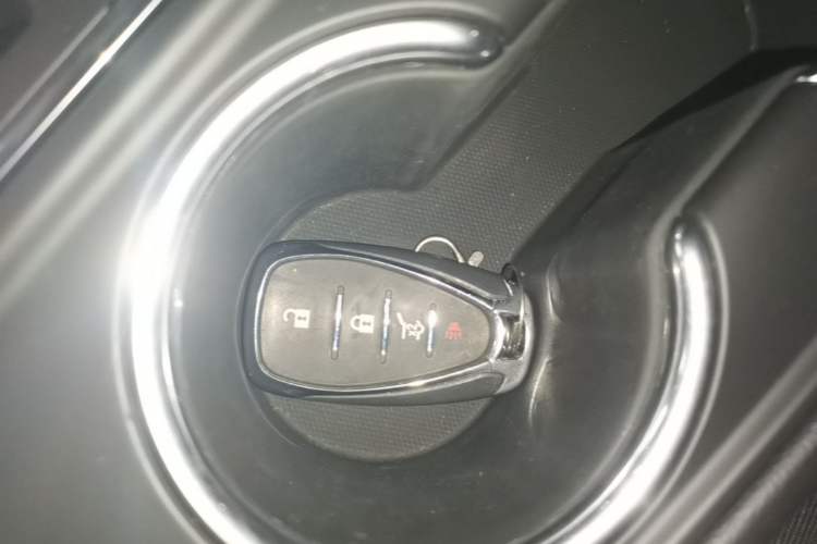 Used Chevrolet Equinox 2018 Redline 550T Automatic All-Wheel-Drive Trailblazer RS Edition Vehicle Key