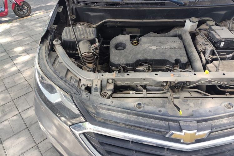 Used Chevrolet Equinox 2018 535T Automatic YuJie Edition Engine Bay Right