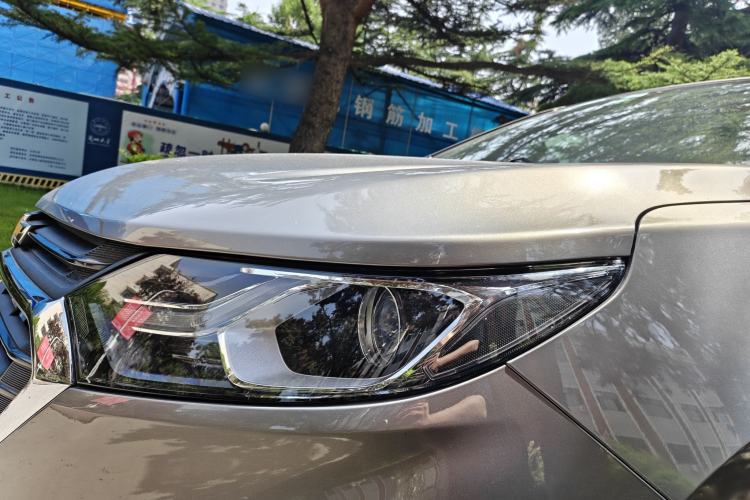 Used Chevrolet Equinox 2018 535T Automatic YuJie Edition Exterior 8
