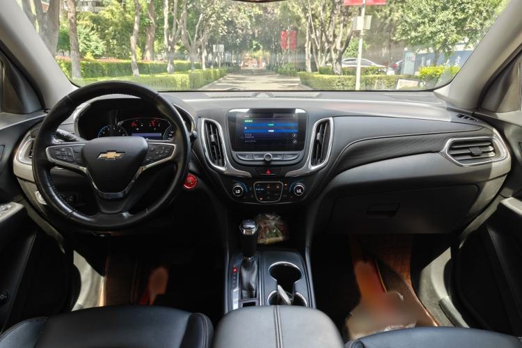 Used Chevrolet Equinox 2018 535T Automatic YuJie Edition Interior 1