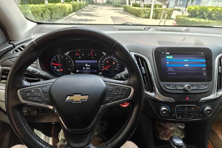 Used Chevrolet Equinox 2018 535T Automatic YuJie Edition Interior 2