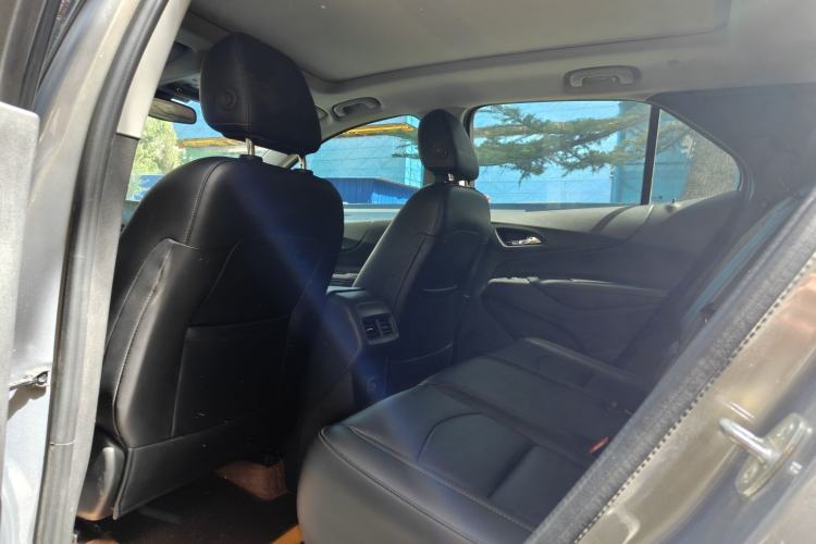 Used Chevrolet Equinox 2018 535T Automatic YuJie Edition Interior 6