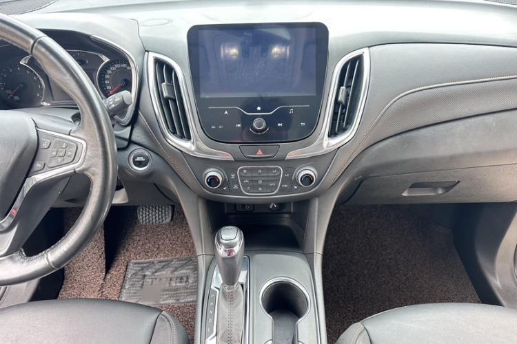 Used Chevrolet Equinox 2018 535T Automatic YuJie Edition Interior 7