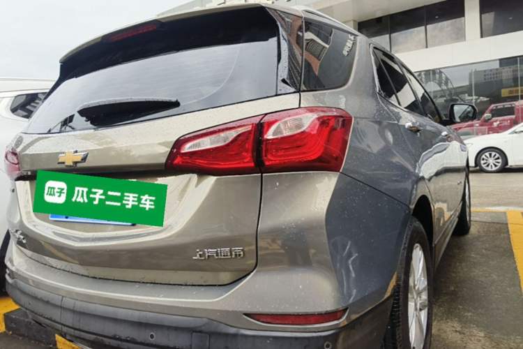 Used Chevrolet Equinox 2018 535T Automatic YuJie Edition Rear Right 45 Deg