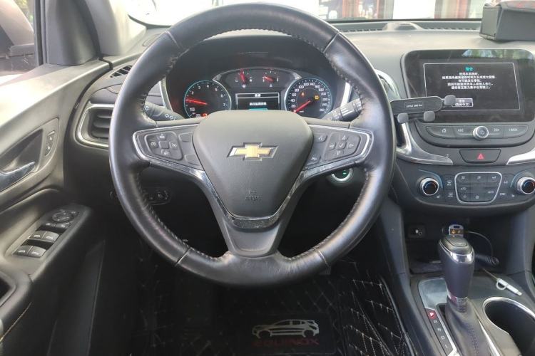 Used Chevrolet Equinox 2018 535T Automatic YuJie Edition Steering Wheel