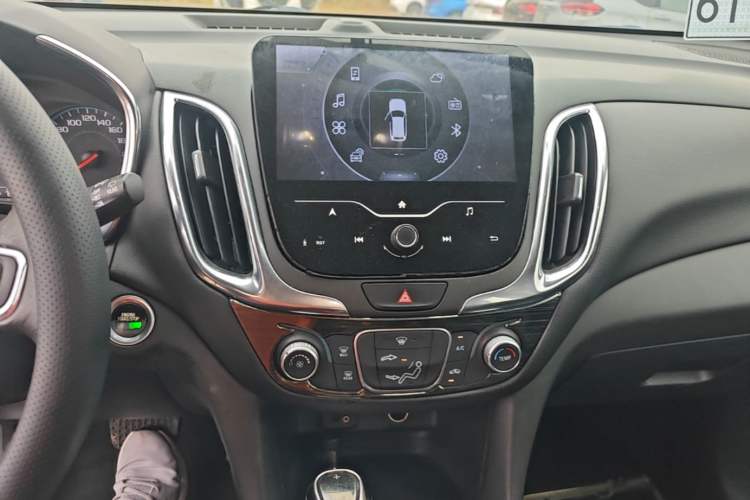 Used Chevrolet Equinox 2018 535T Automatic Chijie Edition Audio And AC Panel