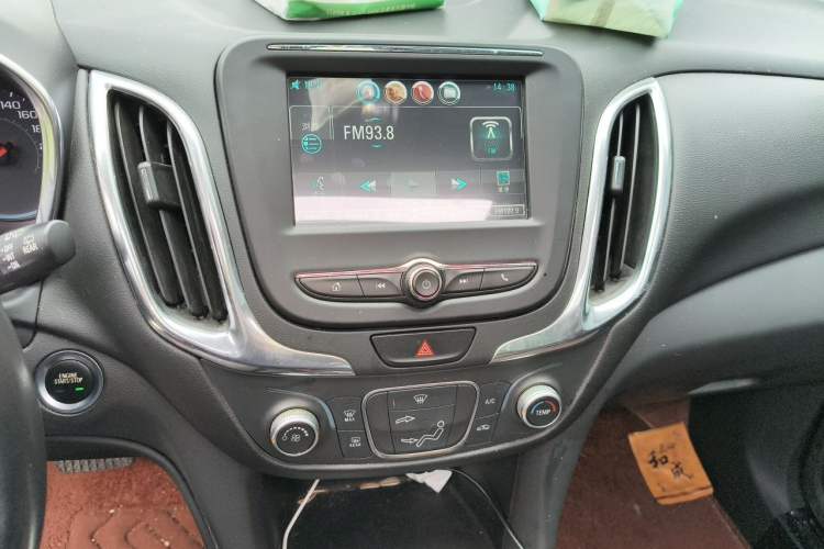Used Chevrolet Equinox 2018 535T Automatic Chijie Edition Audio And AC Panel