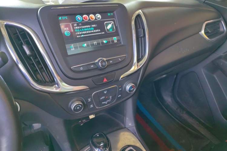 Used Chevrolet Equinox 2018 535T Automatic Chijie Edition Audio And AC Panel