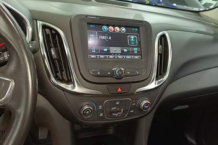 Used Chevrolet Equinox 2018 535T Automatic Chijie Edition Audio And AC Panel