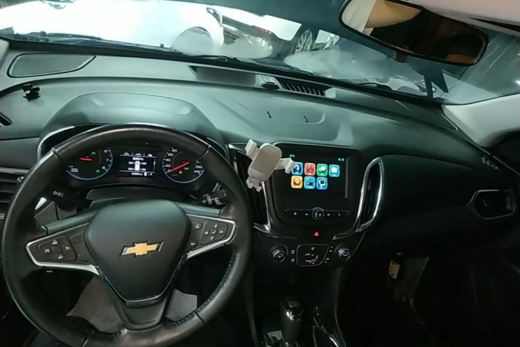 Used Chevrolet Equinox 2018 535T Automatic Chijie Edition Center Console
