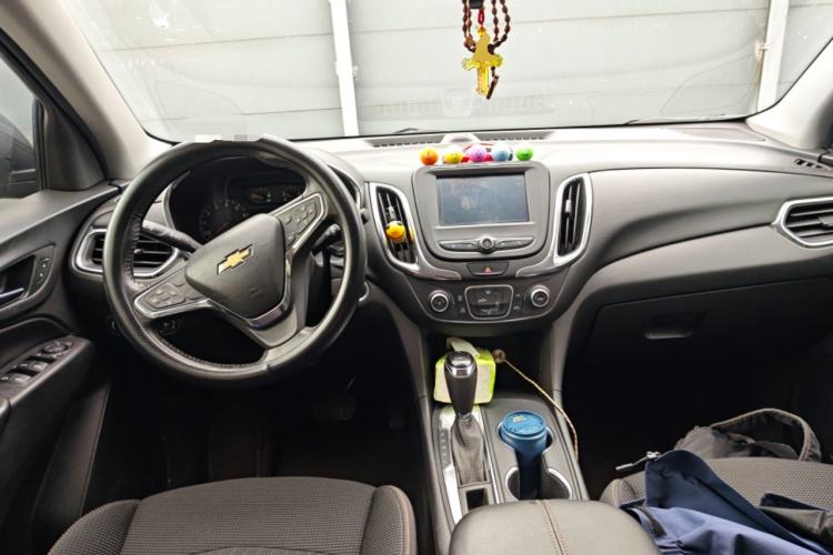 Used Chevrolet Equinox 2018 535T Automatic Chijie Edition Center Console