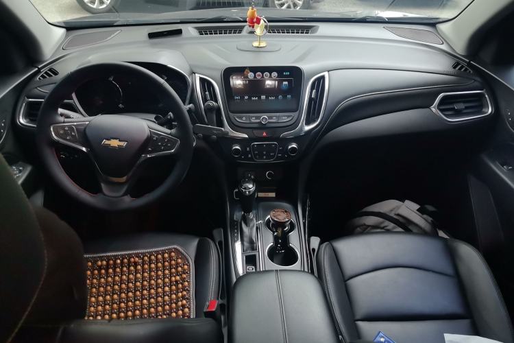 Used Chevrolet Equinox 2018 535T Automatic YuJie Edition Center Console