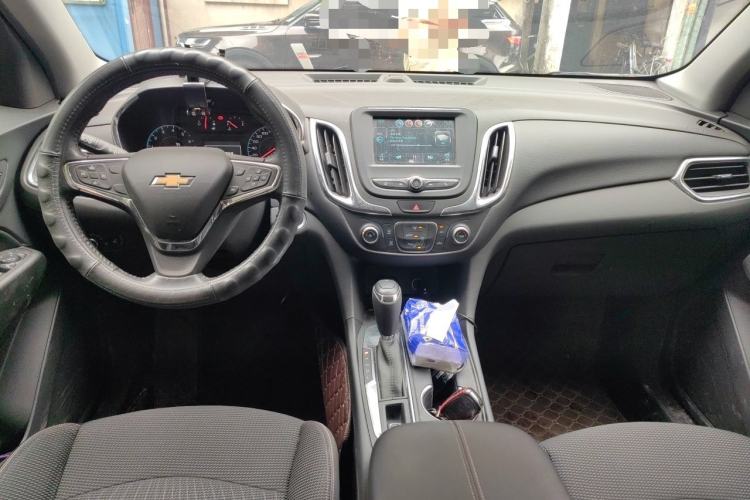 Used Chevrolet Equinox 2018 535T Automatic Chijie Edition Center Console