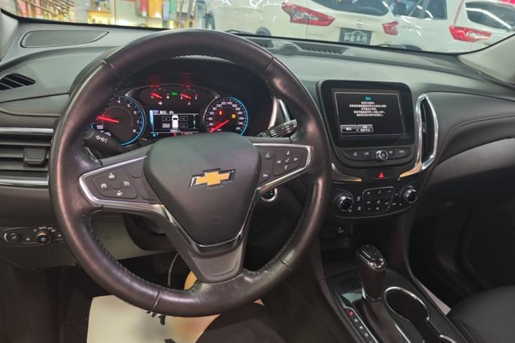 Used Chevrolet Equinox 2018 535T Automatic YuJie Edition Center Console