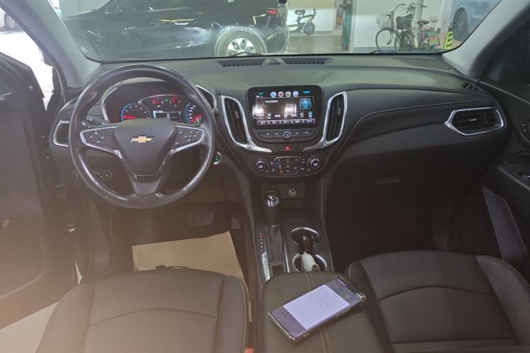 Used Chevrolet Equinox 2018 535T Automatic YuJie Edition Center Console