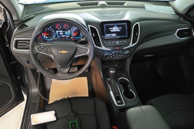 Used Chevrolet Equinox 2018 535T Automatic YuJie Edition Center Console