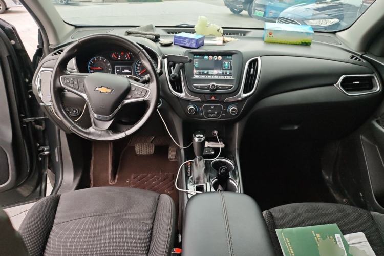 Used Chevrolet Equinox 2018 535T Automatic Chijie Edition Center Console