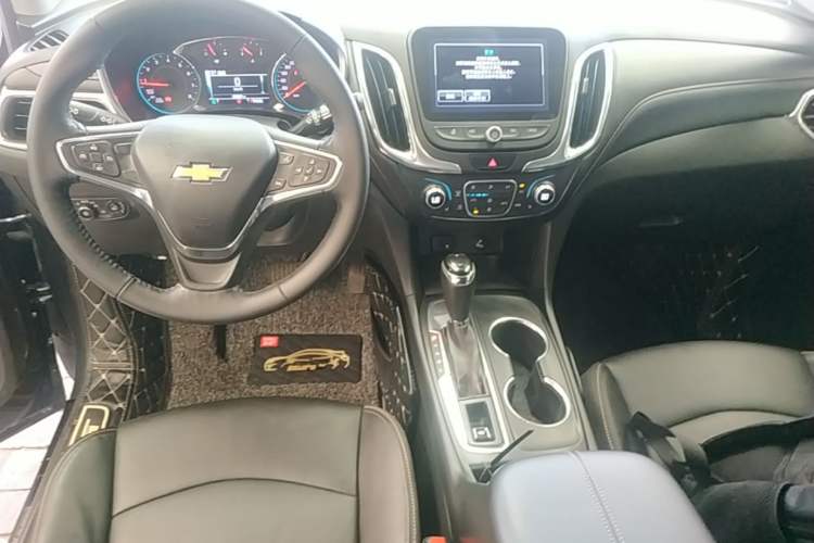 Used Chevrolet Equinox 2018 535T Automatic YuJie Edition Center Console