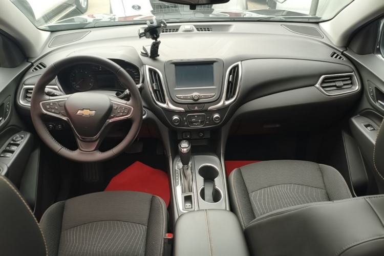 Used Chevrolet Equinox 2018 535T Automatic Chijie Edition Center Console