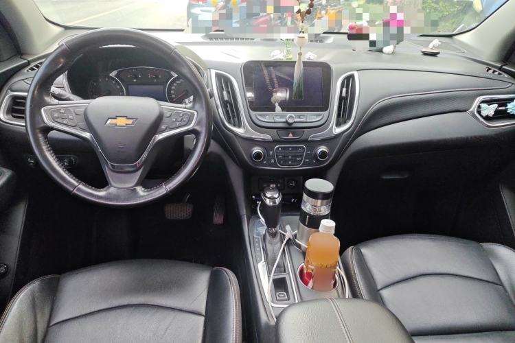 Used Chevrolet Equinox 2018 535T Automatic YuJie Edition Center Console