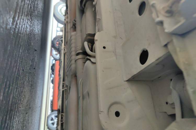 Used Chevrolet Equinox 2018 550T Automatic All-Wheel-Drive Explorer Edition Chassis Rear Left