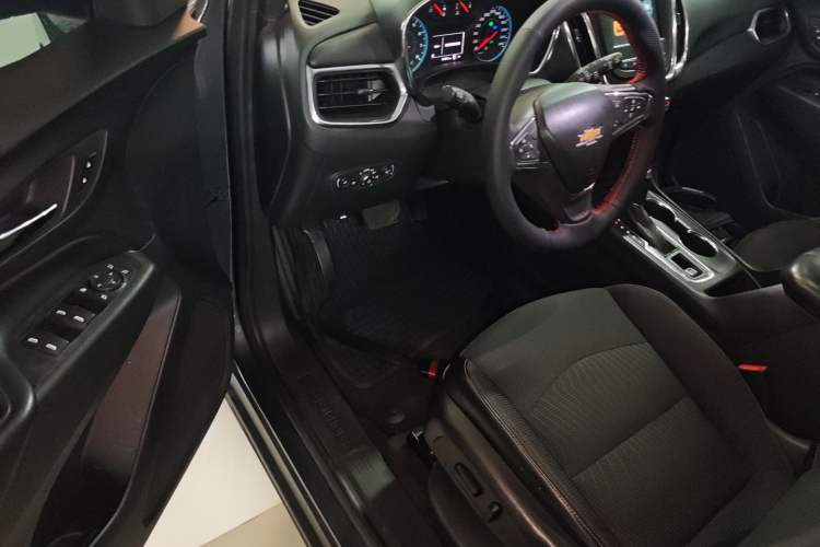 Used Chevrolet Equinox 2018 535T Automatic Chijie Edition Driver Seat
