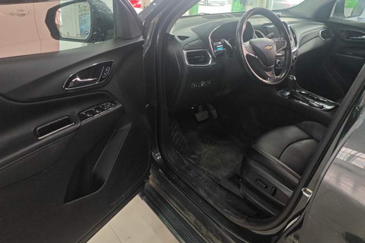 Used Chevrolet Equinox 2018 535T Automatic YuJie Edition Driver Seat