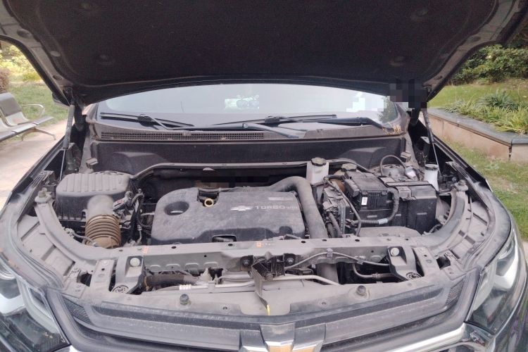 Used Chevrolet Equinox 2018 535T Automatic YuJie Edition Engine Bay