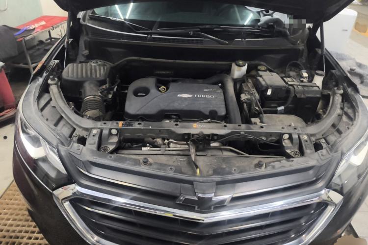 Used Chevrolet Equinox 2018 535T Automatic YuJie Edition Engine Bay