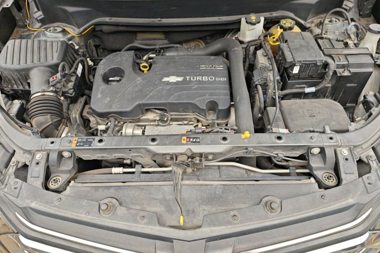 Used Chevrolet Equinox 2018 535T Automatic Chijie Edition Engine Bay