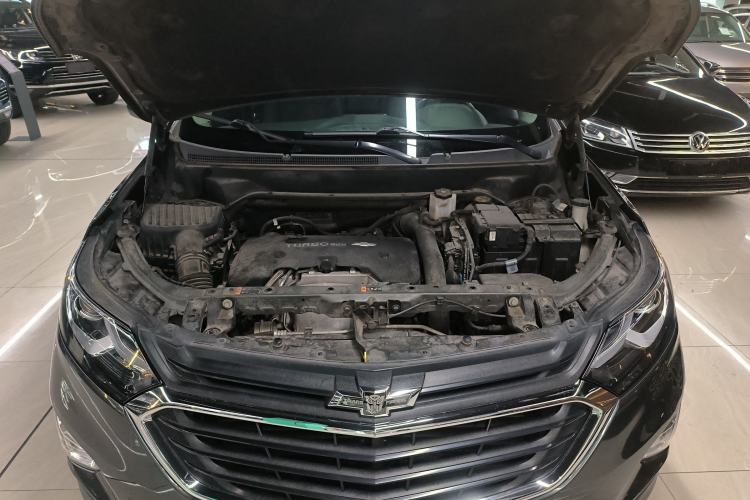 Used Chevrolet Equinox 2018 550T Automatic All-Wheel-Drive Explorer Edition Engine Bay