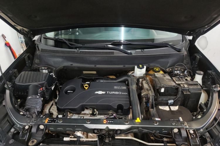 Used Chevrolet Equinox 2018 535T Automatic YuJie Edition Engine Bay