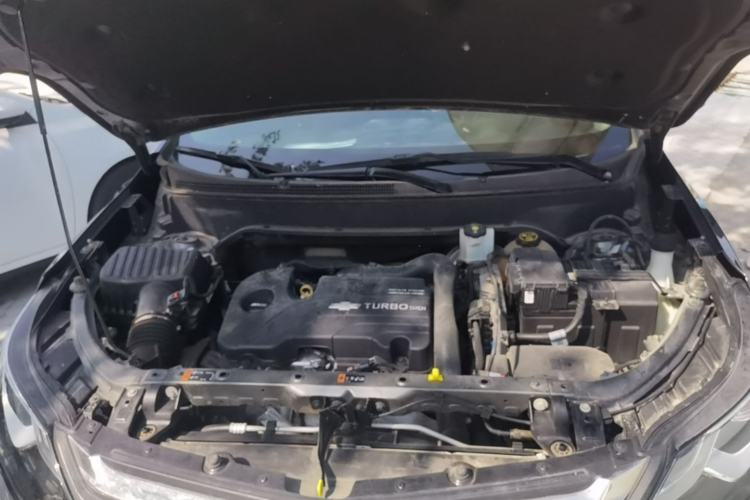 Used Chevrolet Equinox 2018 535T Automatic YuJie Edition Engine Bay