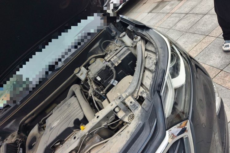 Used Chevrolet Equinox 2018 535T Automatic YuJie Edition Engine Bay Left
