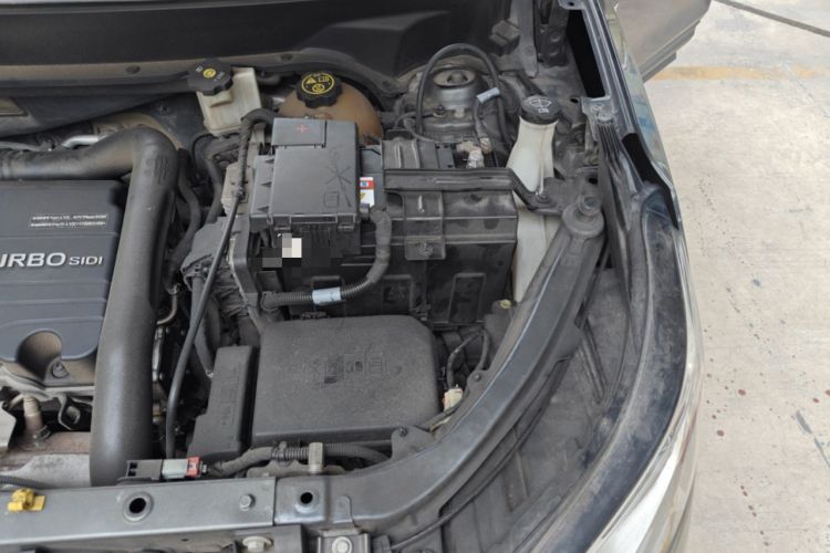 Used Chevrolet Equinox 2018 535T Automatic Chijie Edition Engine Bay Left