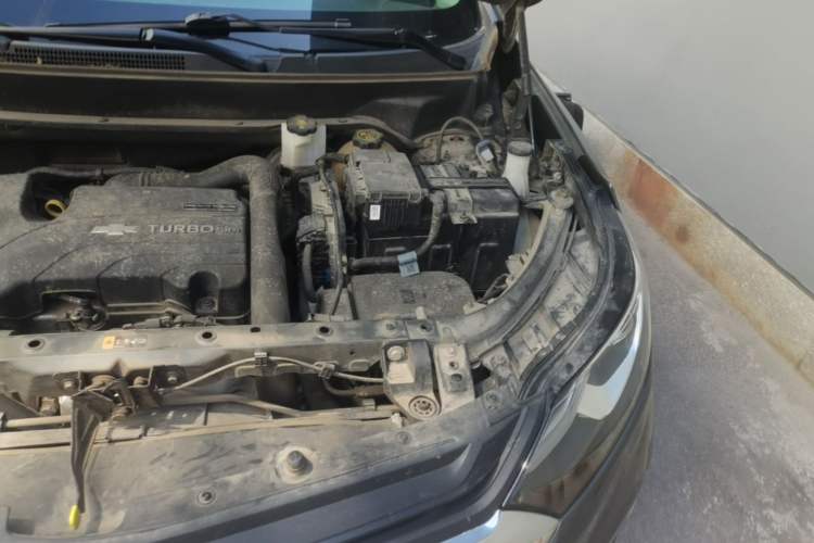 Used Chevrolet Equinox 2018 535T Automatic YuJie Edition Engine Bay Left