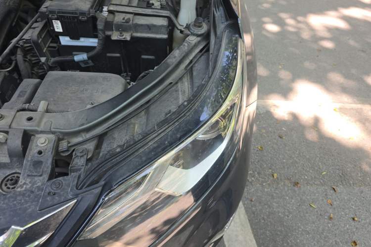 Used Chevrolet Equinox 2018 535T Automatic Chijie Edition Engine Bay Left