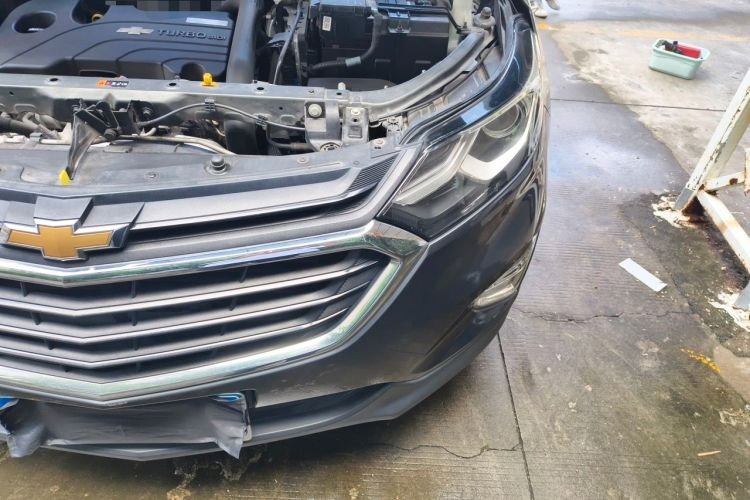 Used Chevrolet Equinox 2018 535T Automatic YuJie Edition Engine Bay Left