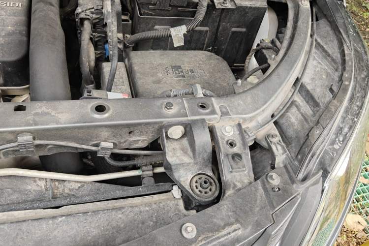 Used Chevrolet Equinox 2018 535T Automatic YuJie Edition Engine Bay Left