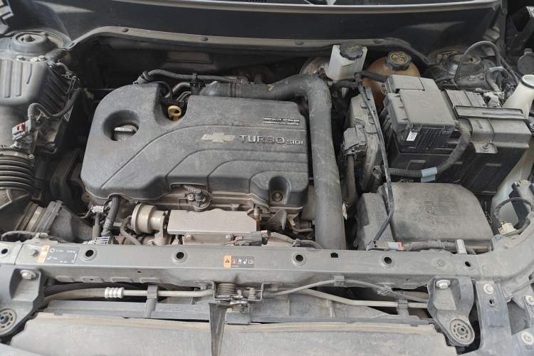 Used Chevrolet Equinox 2018 535T Automatic YuJie Edition Engine Bay