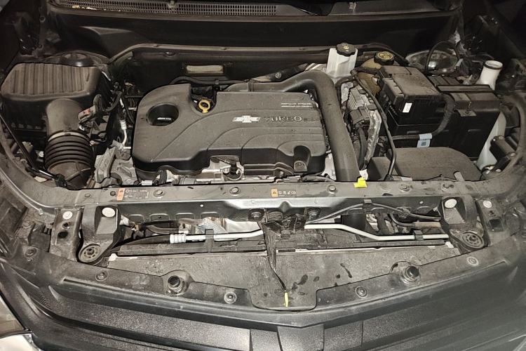 Used Chevrolet Equinox 2018 535T Automatic YuJie Edition Engine Bay