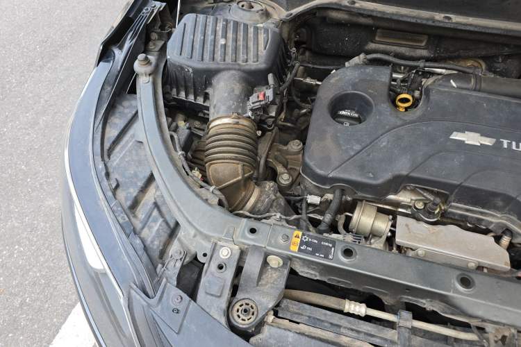 Used Chevrolet Equinox 2018 535T Automatic Chijie Edition Engine Bay Right