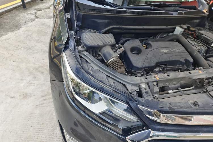 Used Chevrolet Equinox 2018 535T Automatic Chijie Edition Engine Bay Right
