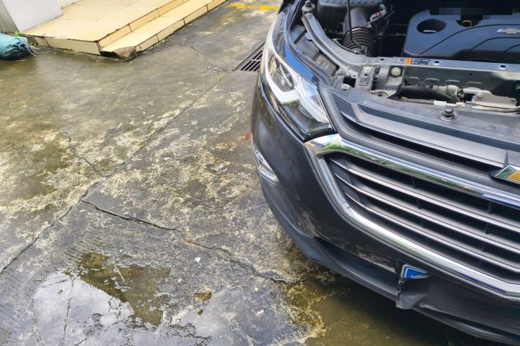 Used Chevrolet Equinox 2018 535T Automatic YuJie Edition Engine Bay Right