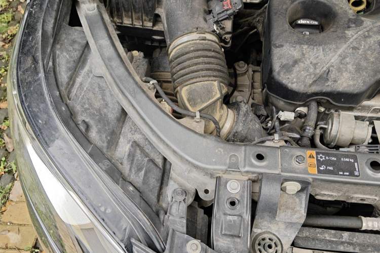 Used Chevrolet Equinox 2018 535T Automatic YuJie Edition Engine Bay Right