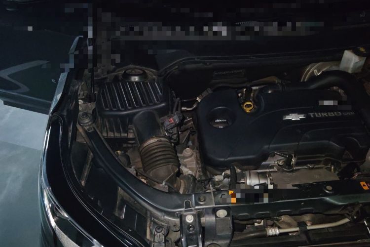 Used Chevrolet Equinox 2018 535T Automatic YuJie Edition Engine Bay Right