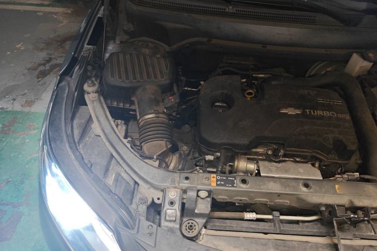 Used Chevrolet Equinox 2018 535T Automatic YuJie Edition Engine Bay Right